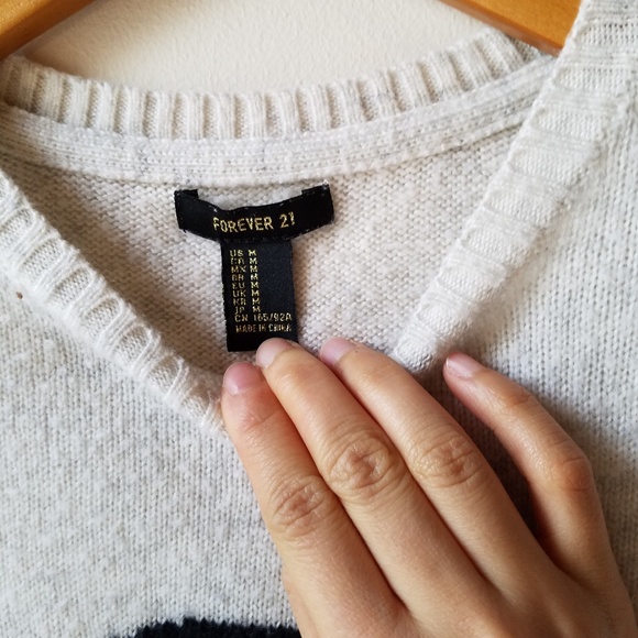 Tuxedo Penguin pullover/jumper - Picture 3 of 7